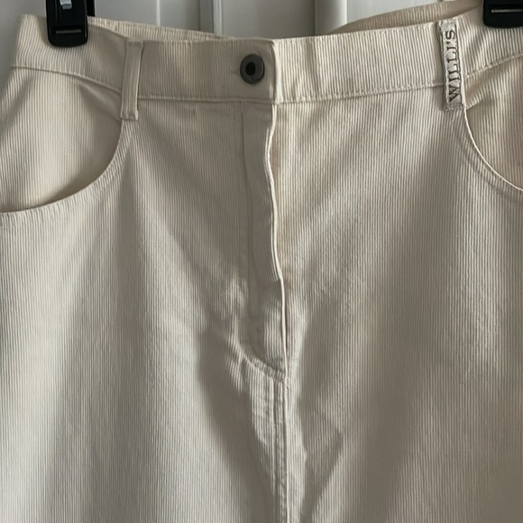 Blue Willi’s corduroy maxi skirt - Picture 3 of 7